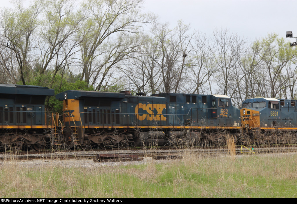 CSX 562 5391
